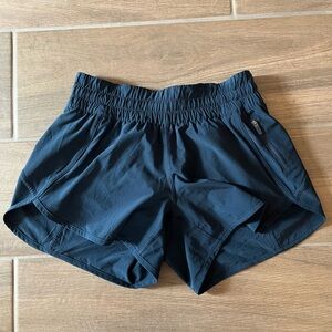 Lululemon Women’s Shorts, 4” inseam, Navy, Size 6